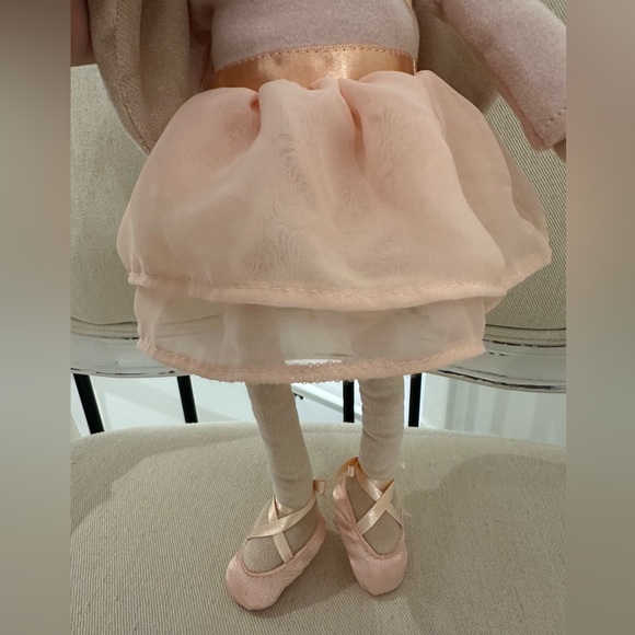 Retired Jellycat NWT Lila Ballerina Bunny Authentic Rare - Picture 7 of 14